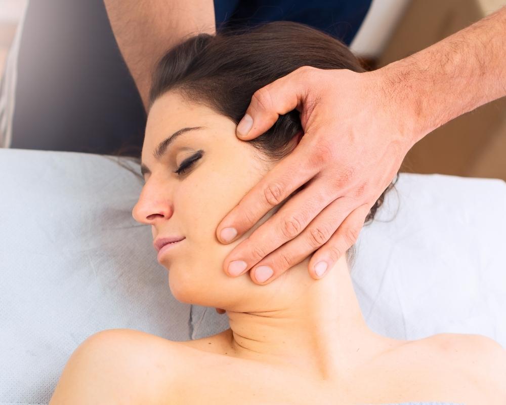 techniki fizjoterapeutyczne na ból głowy